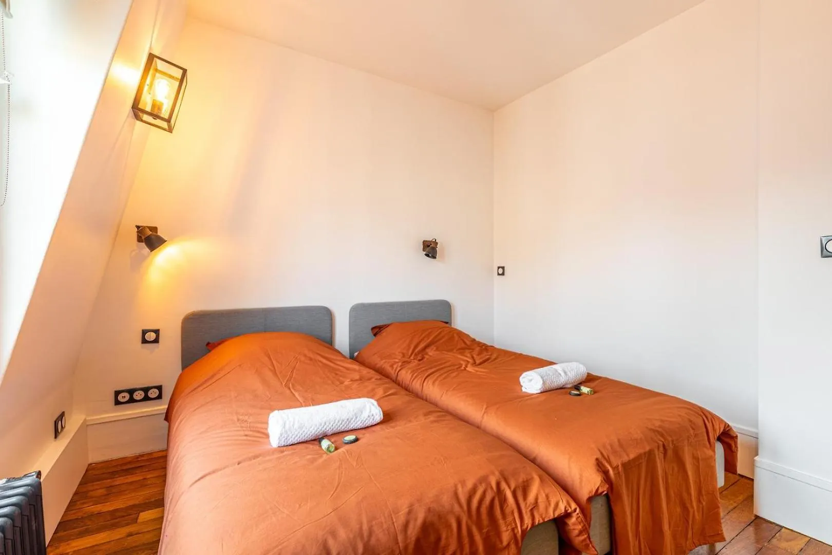 Apartment Ferienwohnung Guestready - Appt Elegant Pres De La Tour Eiffel Paris