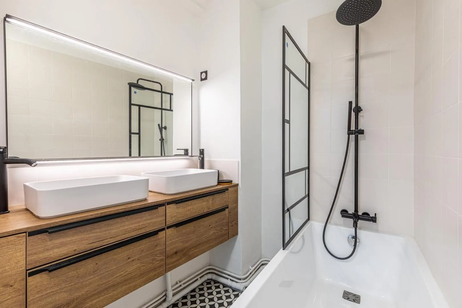 Ferienwohnung Guestready - Appt Elegant Pres De La Tour Eiffel Paris